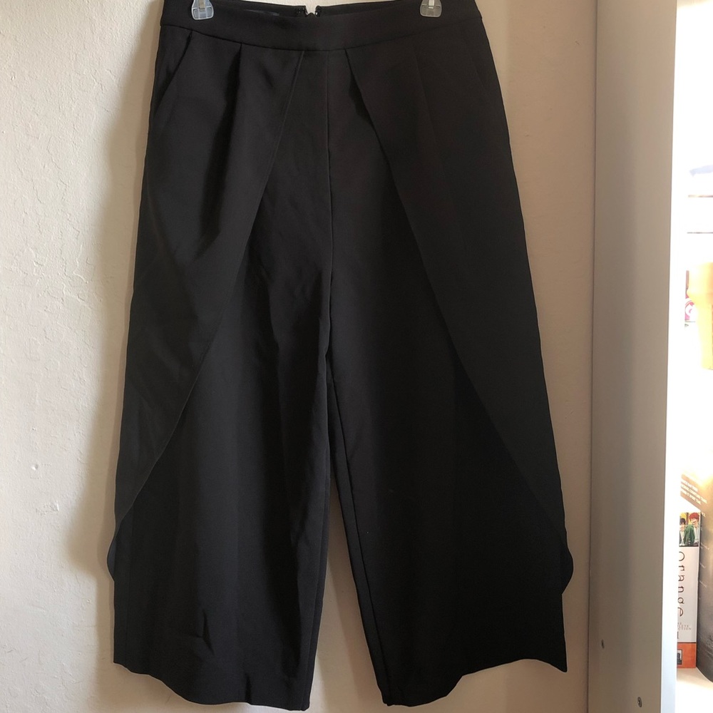 Mid Length Pant